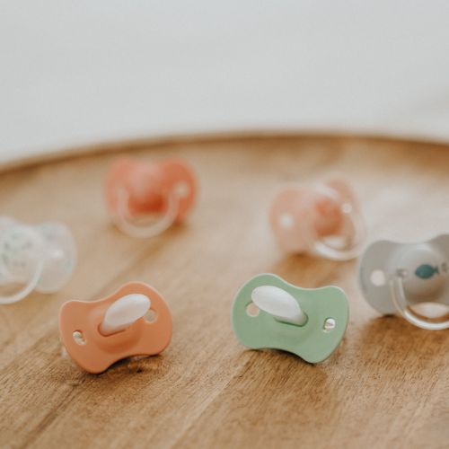 Chupón con tetina anatómica +18 m x 2 unidades - Suavinex