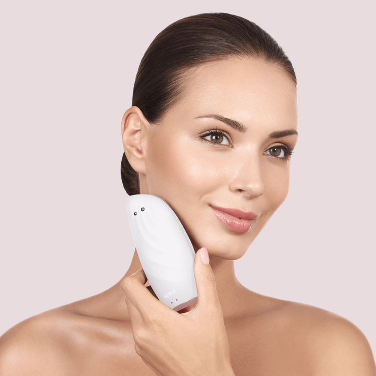 L Cepillo Facial Térmico Sónico 8 en 1 Blanco