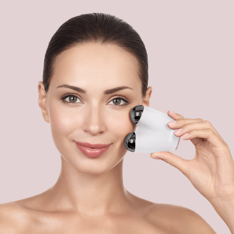 R Lifting Facial con Microcorrientes 6 en 1 Blanco